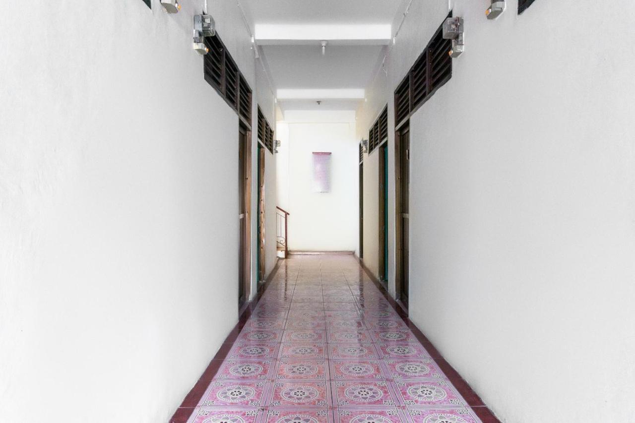 OYO 3095 Semarapura Homestay Makassar Luaran gambar