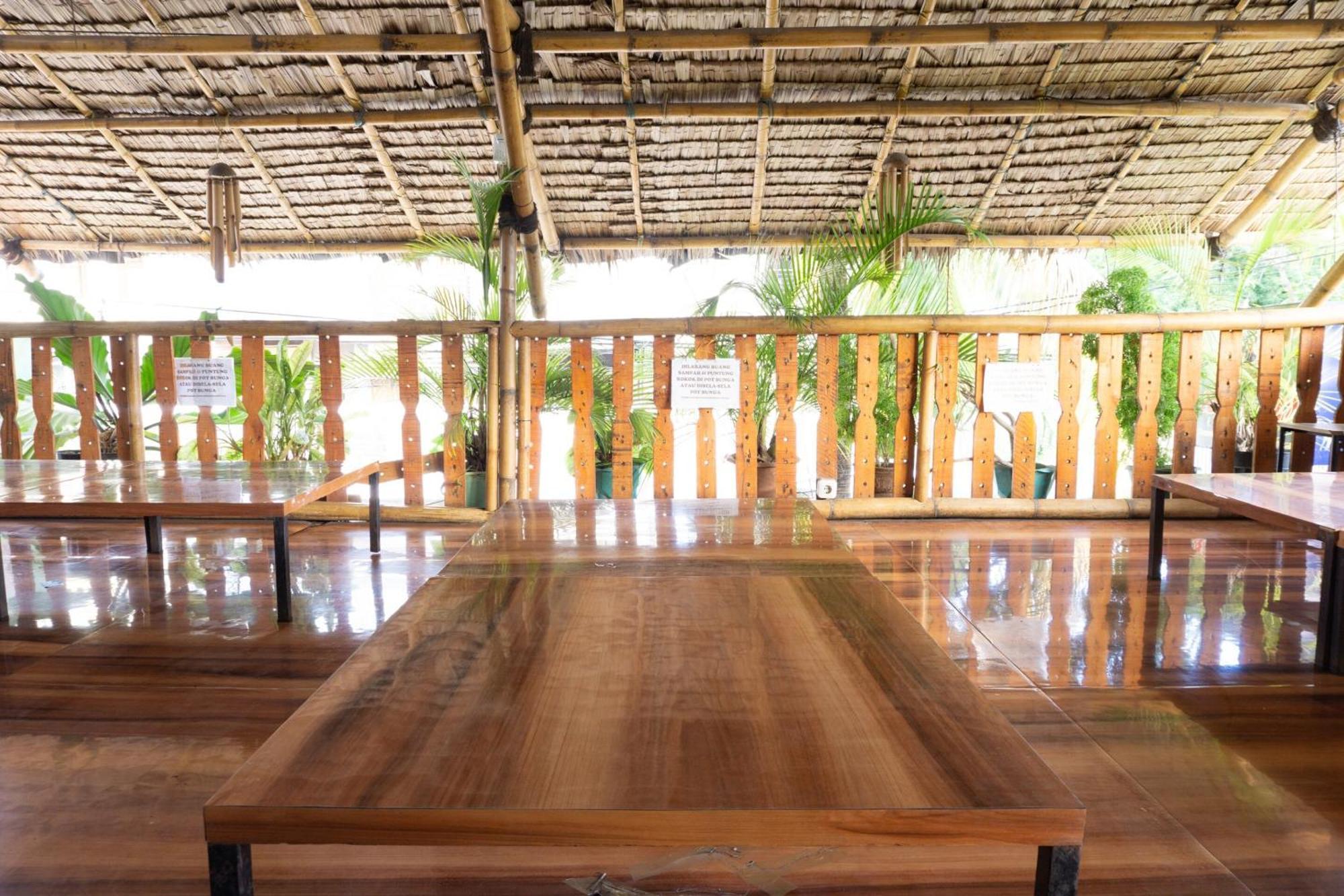 OYO 3095 Semarapura Homestay Makassar Luaran gambar